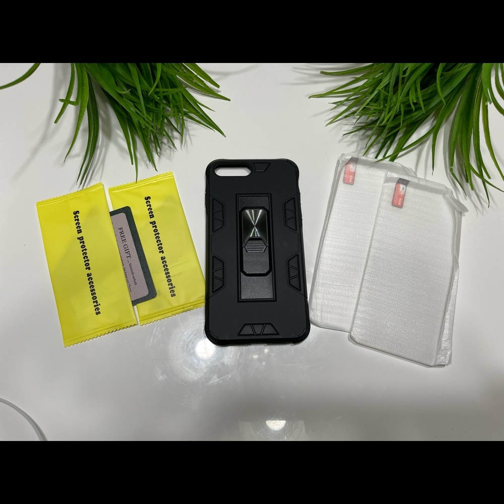 iPhone 6/7/8 Plus Phone Case with two screen protecters and kickstand